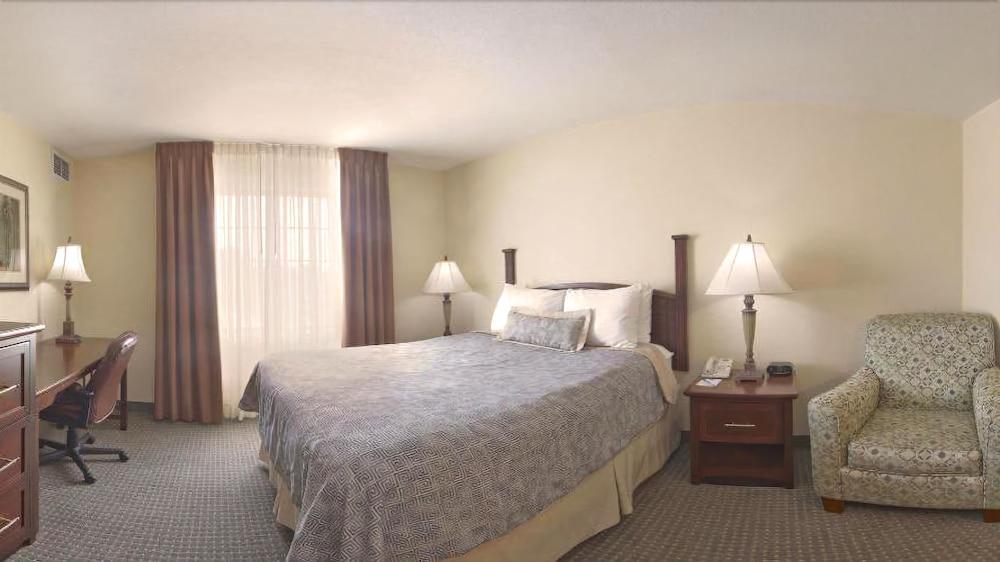Staybridge Suites Mcallen By Ihg Esterno foto